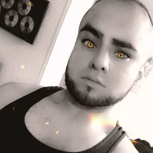 Meet your Posher, Macario e